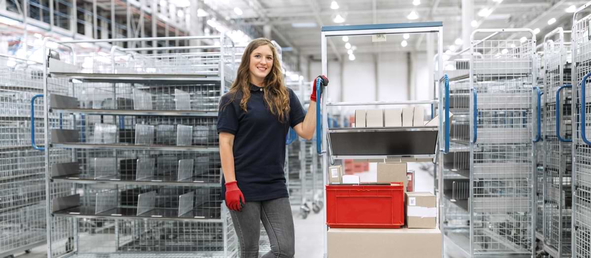 Bewerbung per WhatsApp. Logistik-Talente sind begeistert!